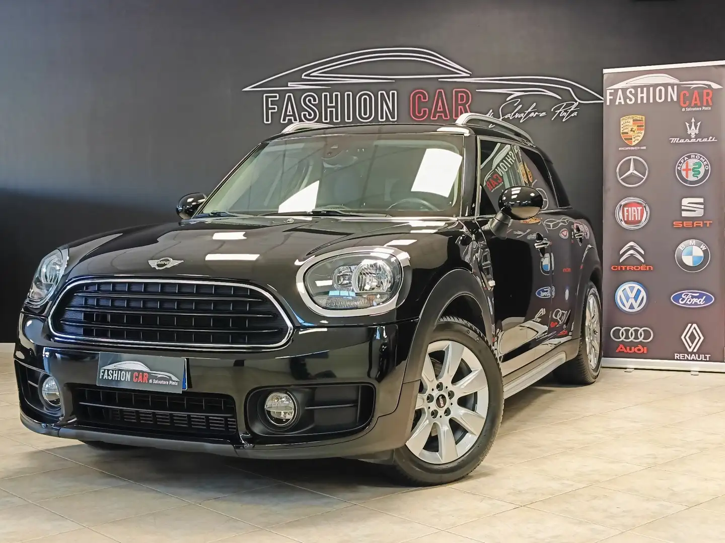 MINI One Countryman